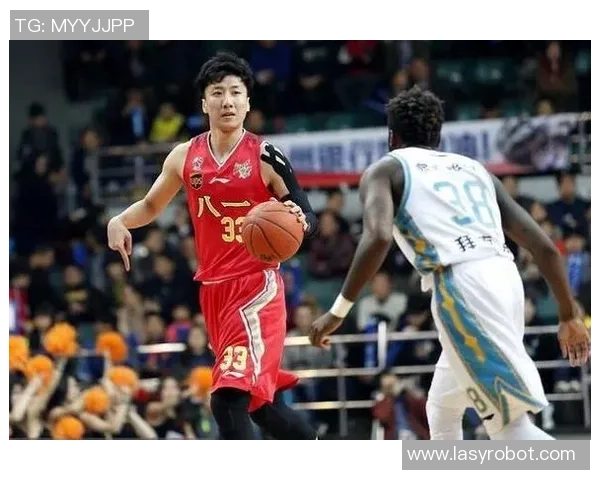 韩硕：从篮球场到职场的转型之路与人生启示